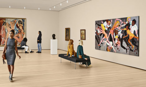 MoMA онлайн: бесплатные курсы по искусству от моды до фотографии