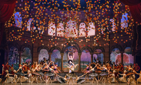 #PostaDance: 14 апреля Мариинский театр покажет балет «Бахчисарайский фонтан» в записи 2017 года