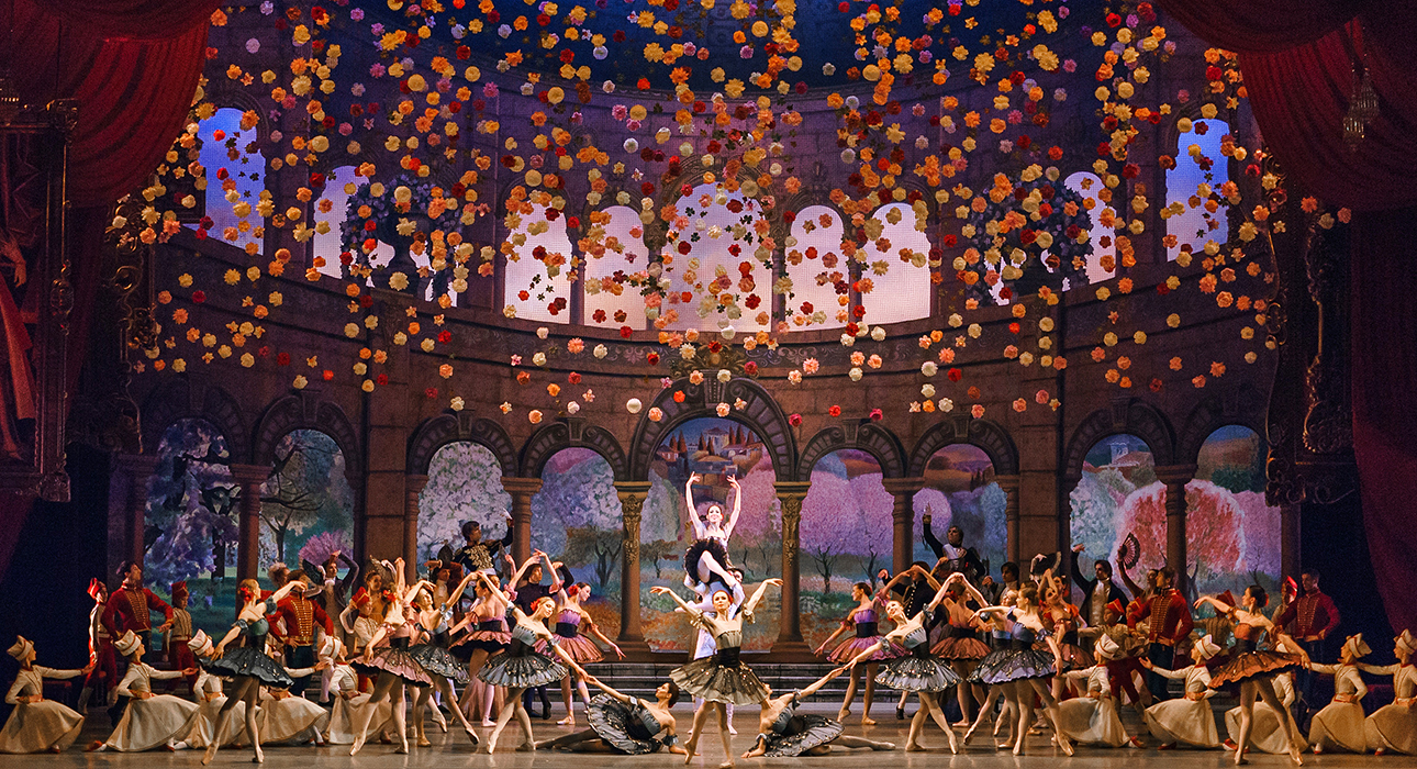 #PostaDance: 14 апреля Мариинский театр покажет балет «Бахчисарайский фонтан» в записи 2017 года