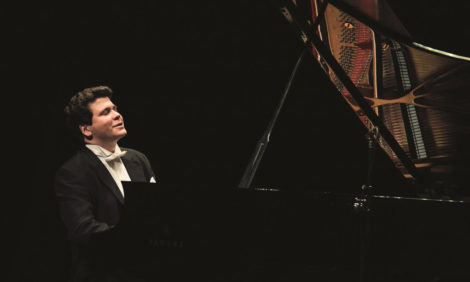 Денис Мацуев даст концерт без публики в «Зарядье»