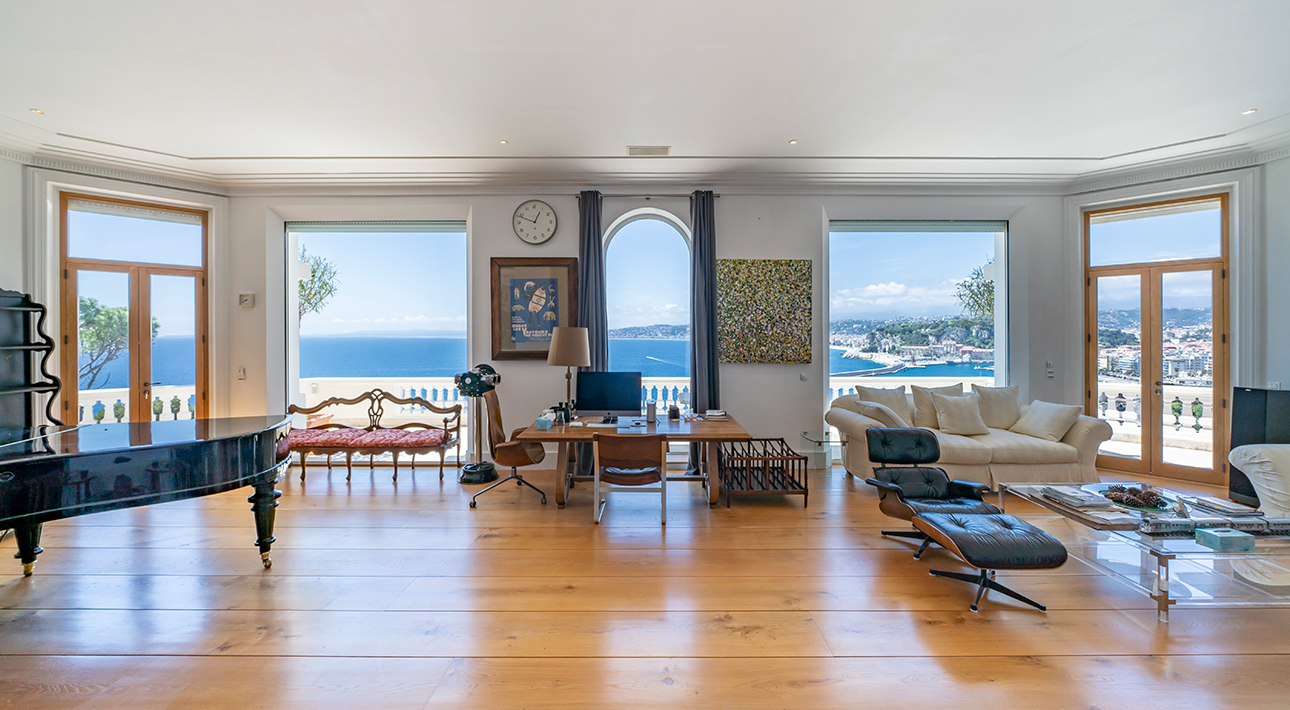На Лазурном берегу продается вилла Шона Коннери — и это настоящий дом мечты в стиле Belle Époque