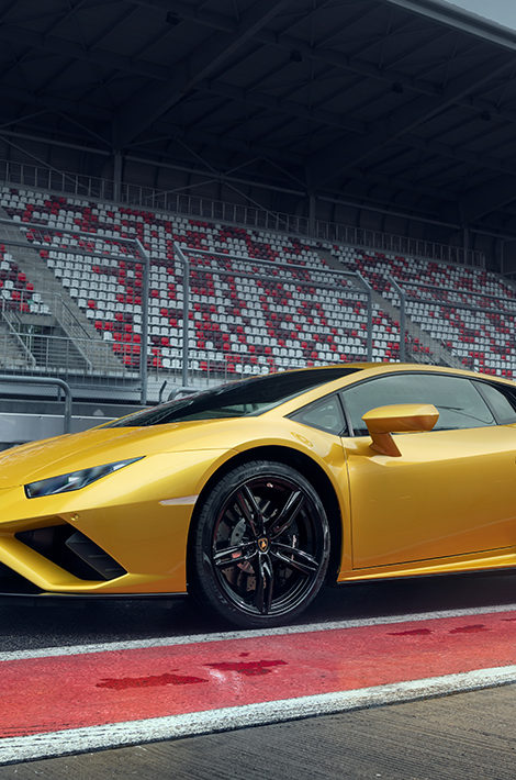 Авто с Яном Коомансом: Esperienza Lamborghini — то, что доктор прописал