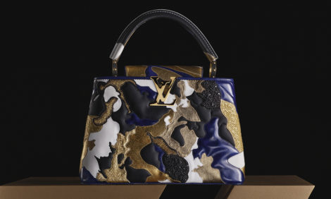 Style Notes: современные художники создали свою версию культовой сумки Capucines Louis Vuitton