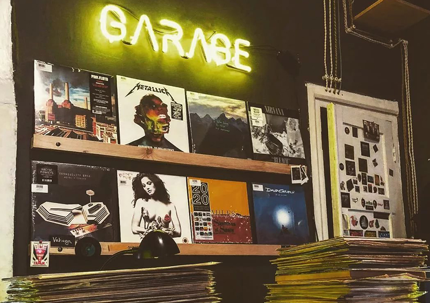 Garage Vinyl Store