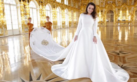 Style Notes: что известно про два свадебных платья Ребекки Беттарини&nbsp;&mdash; невесты великого князя Георгия Романова