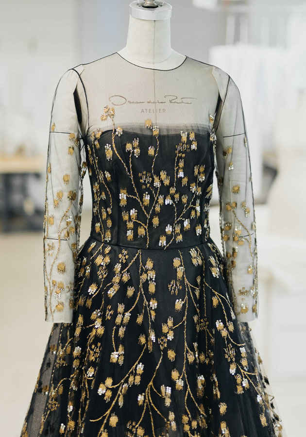 Коктейльное платье ILLUSION из тюля с вышивкой из виноградной лозы
