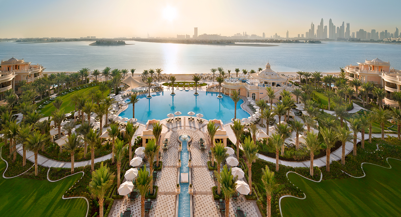 Отель-дворец Raffles The Palm Dubai 