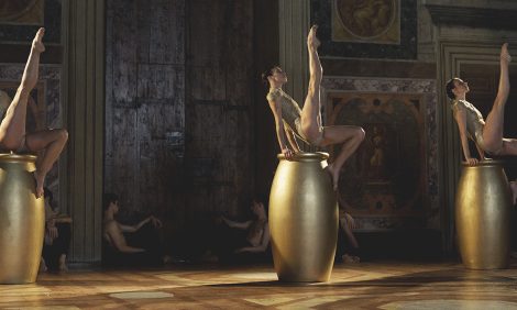 Dior создал костюмы для фильма-балета &laquo;Римская ночь&raquo;