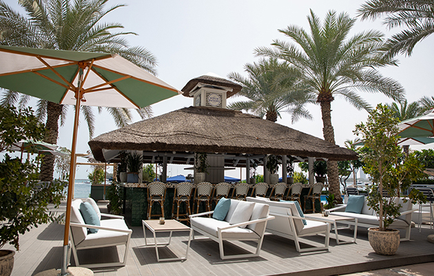 Dubai Guide: открытие нового пляжного ресторана The Byron Bathers Club