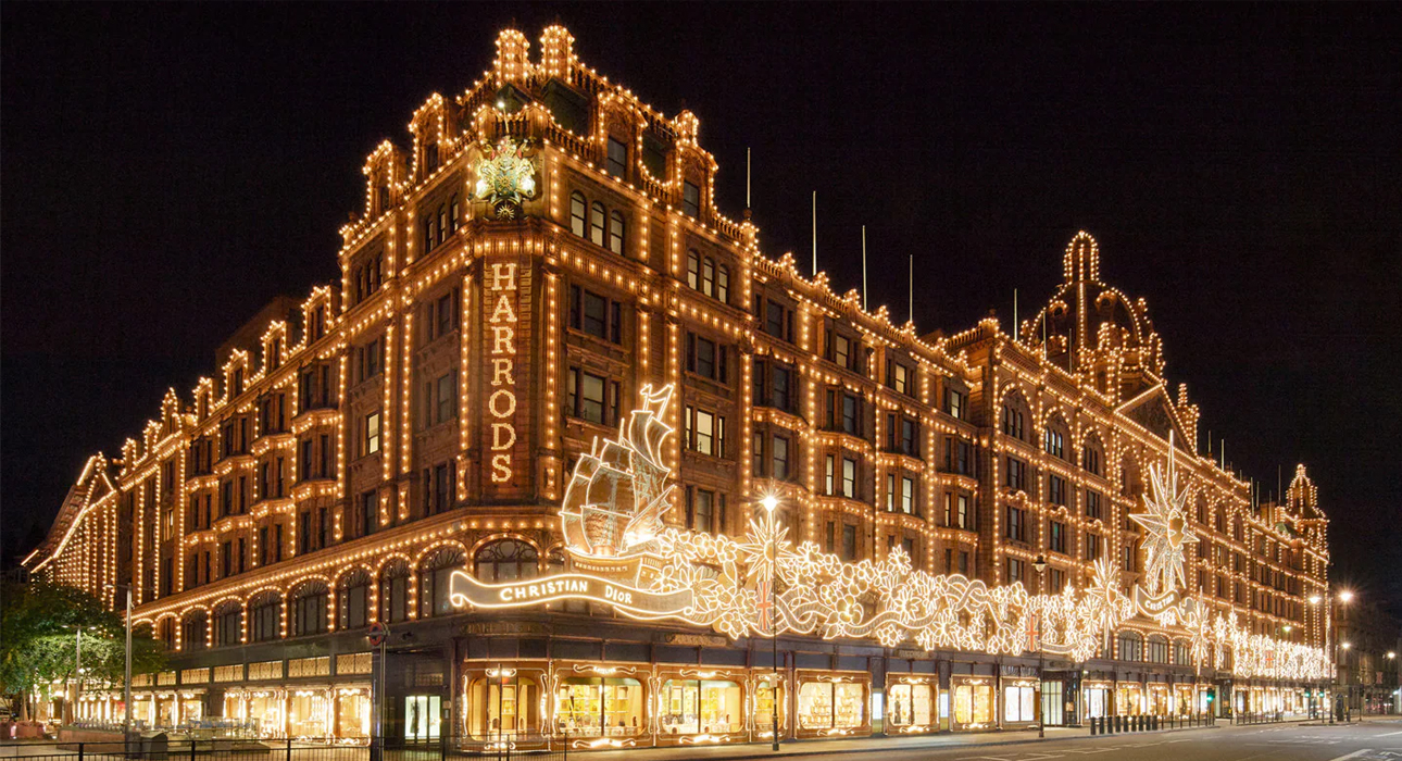 Dior украсит фасад лондонского Harrods к Рождеству