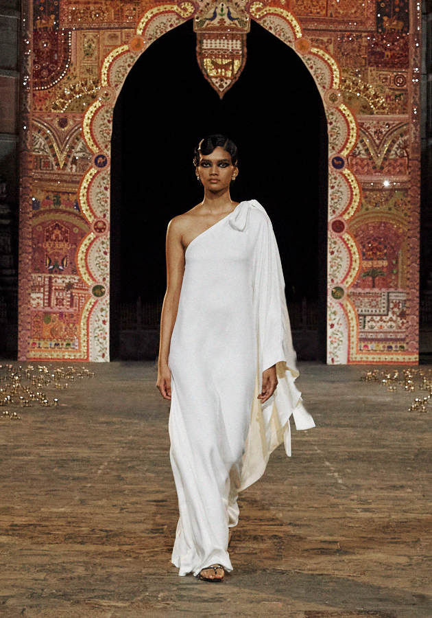 Dior показал коллекцию сезона осень 2023 в Мумбаи