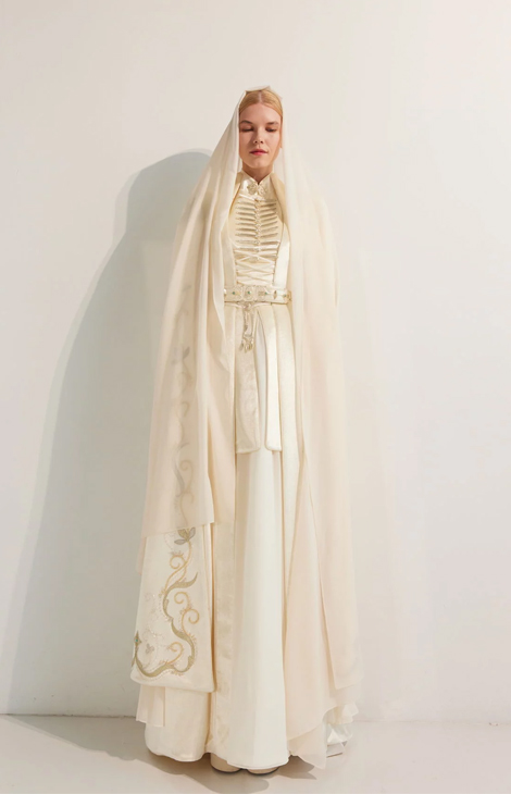 Style Notes: принцесса Рим Брахими&nbsp;&mdash; в&nbsp;платье дизайнера Мадины Саральп на&nbsp;свадьбе сына короля Иордании