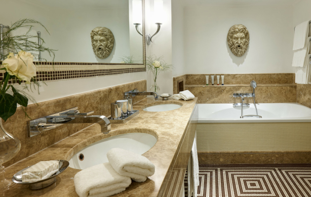 Римский отель Hotel de Russie приглашает в обновленный люкс «Нижинский»