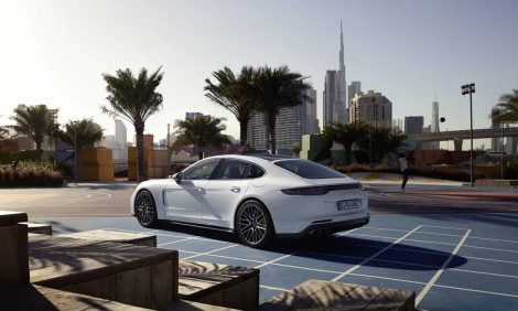 Авто: 24&nbsp;ноября в&nbsp;Дубае представят обновленный Porsche Panamera