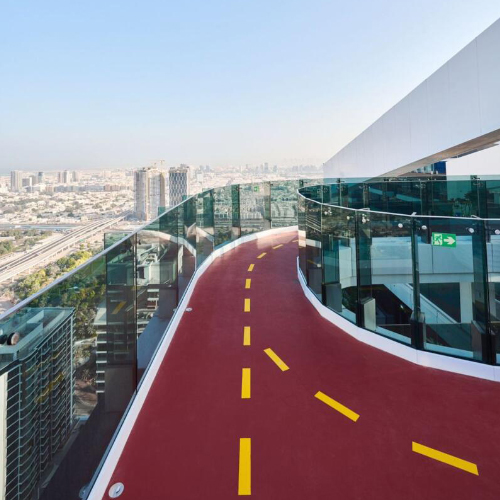 Dubai Guide: самая высокая беговая дорожка&nbsp;&mdash; и&nbsp;мировой рекорд Гиннесса