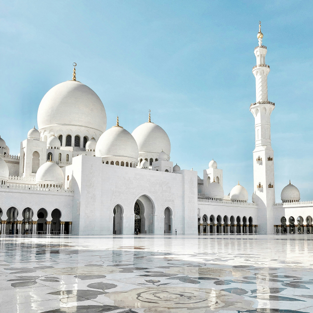Abu Dhabi Guide: столица ОАЭ признана самым безопасным городом в мире