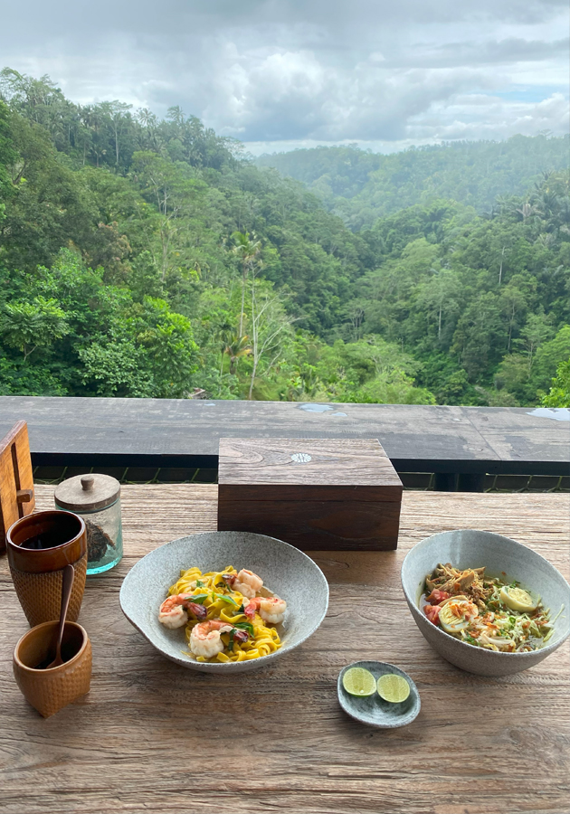 Buahan, A Banyan Tree Escape