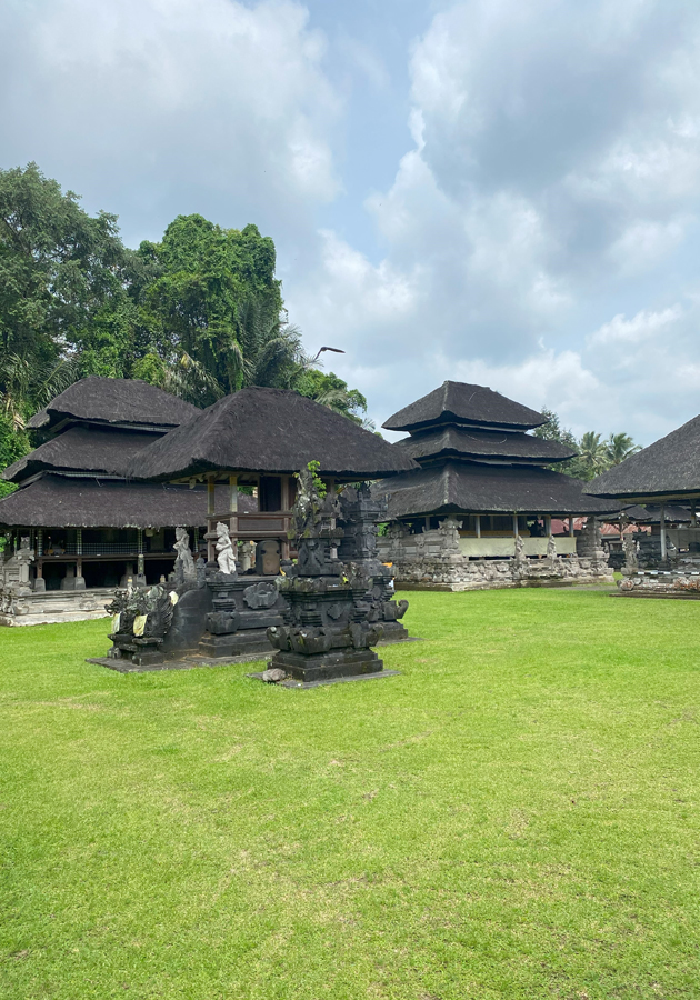 Buahan, A Banyan Tree Escape